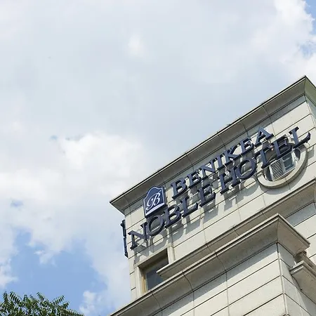 Noble Hotel