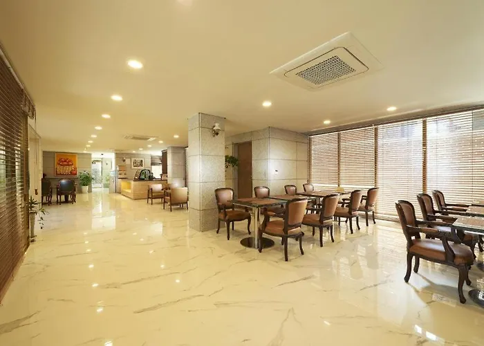 Hotel Noble