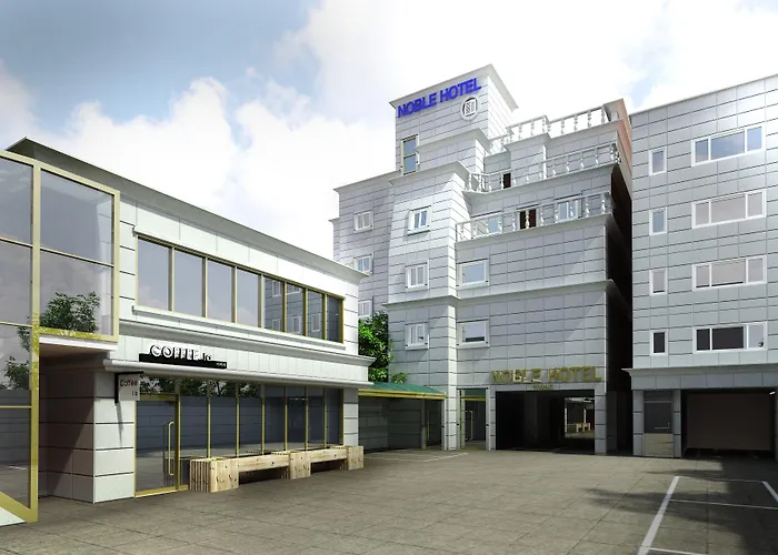 Noble Hotel 2*
