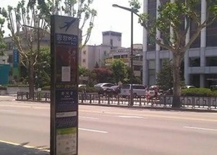 Noble Hotel