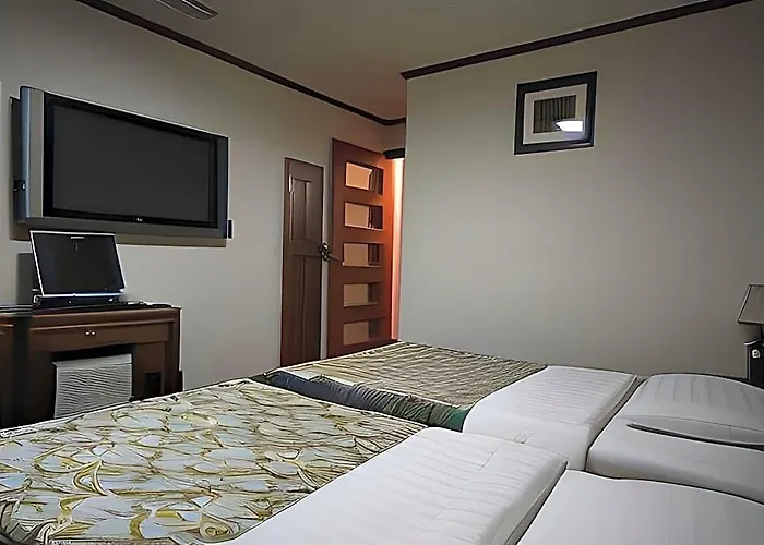 Hotel Noble 2*