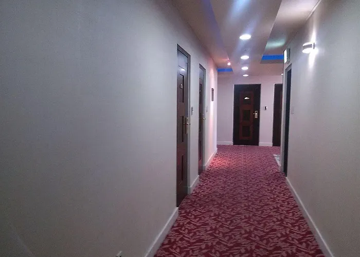 Noble Hotel