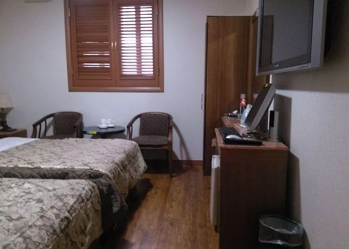 Noble Hotel 2*